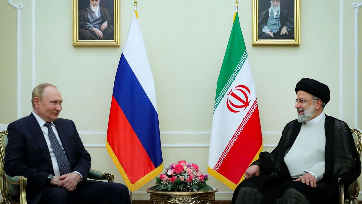 Putin přijel do Teheránu. Rusko a Írán chtějí společně odolávat „klamům Západu“
